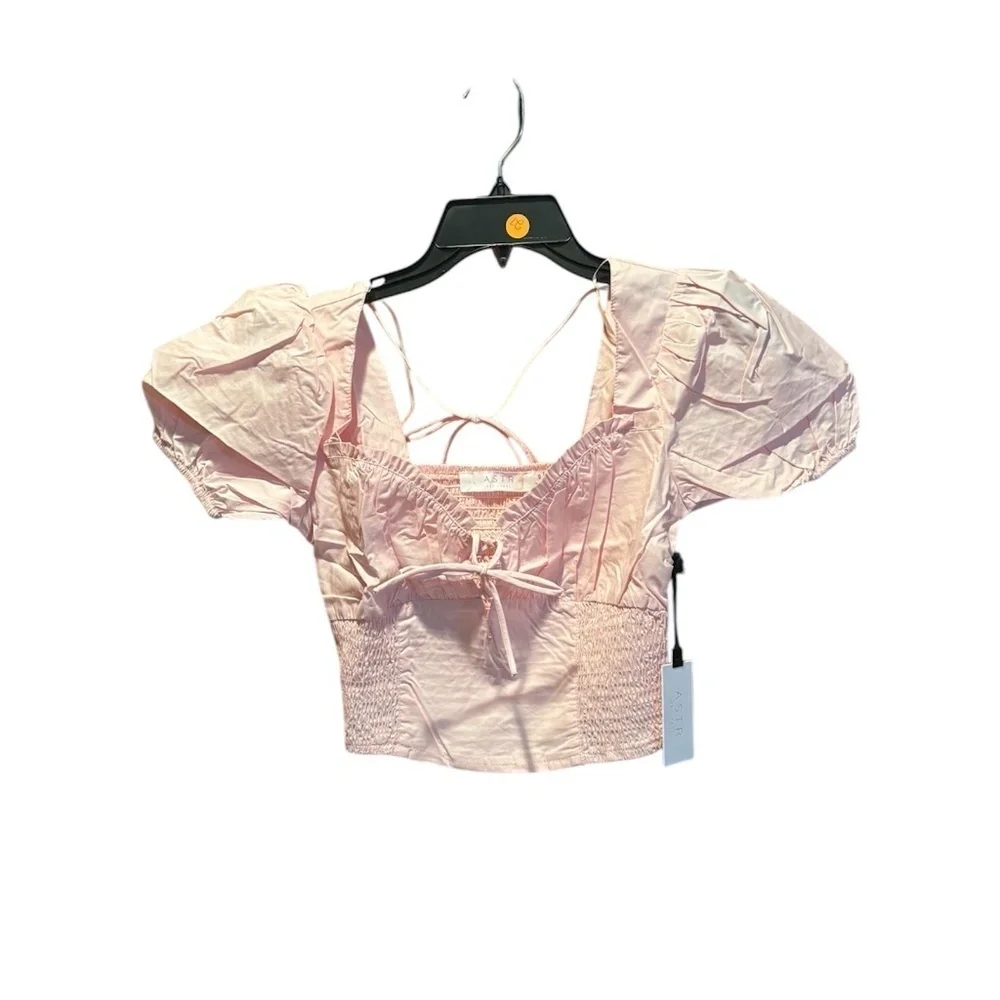 ASTR the Label Puff Sleeve Smocked Poplin Blouse in Blush XS NWT